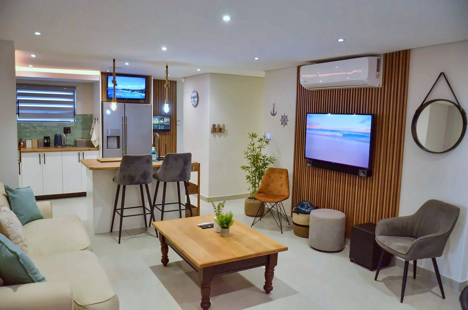 Memory Lane's open-plan living area with a view into the kitchen